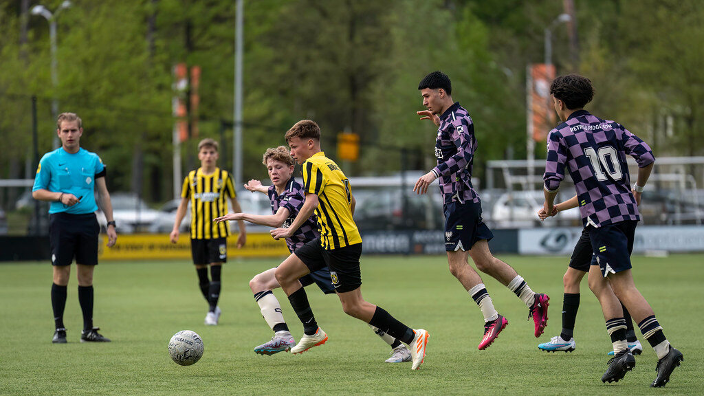 Vitesse gedegradeerd: Club krijgt 18 punten in mindering